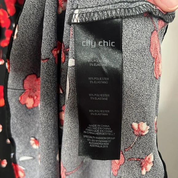 City Chic Lyra Red Floral Fit & Flare Sleeveless Dress - Picture 7 of 9